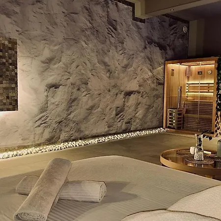 Breath47spa - Private White Jacuzzi & Sauna In Appartement Marbella