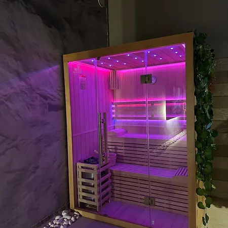 Breath47spa - Private White Jacuzzi & Sauna In Apartment