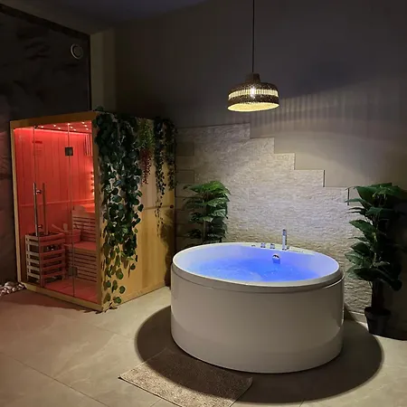 Breath47spa - Private White Jacuzzi & Sauna In Apartment *